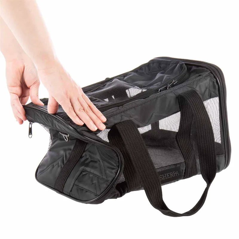 Sherpa Deluxe Pet Carrier Black Large 48x30x29cm Max 10kg