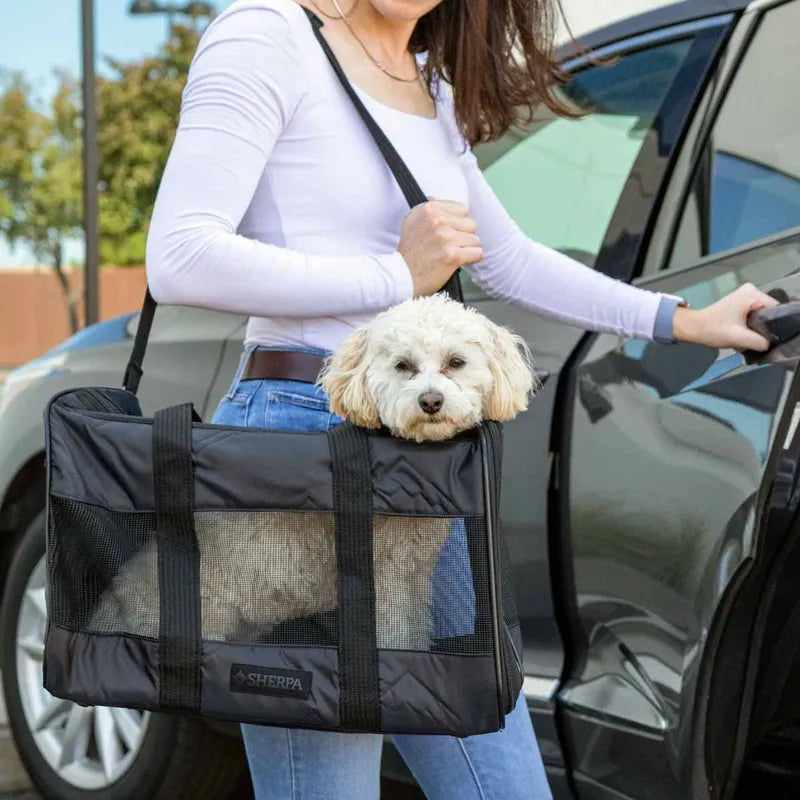 Sherpa Deluxe Pet Carrier Black Large 48x30x29cm Max 10kg