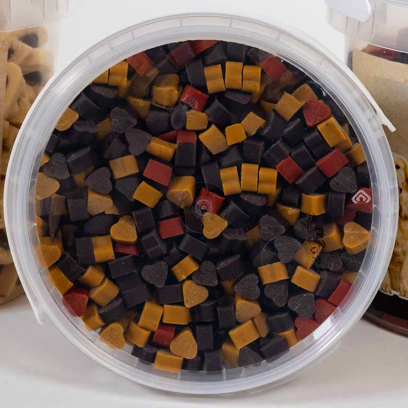 Ozami Dog Snack Mini Hearts Mix Bucket 500g